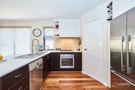 Property photo of 12 Shoreline Gardens Yangebup WA 6164