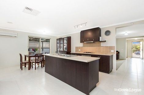 Property photo of 31 Leichardt Drive Manor Lakes VIC 3024