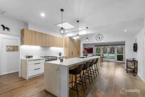 Property photo of 18 Loeman Street Strathmore VIC 3041