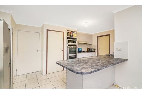 Property photo of 14 Horizon Boulevard Hampton Park VIC 3976