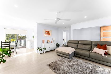 6 Annabel Ave, Lake Munmorah, NSW 2259