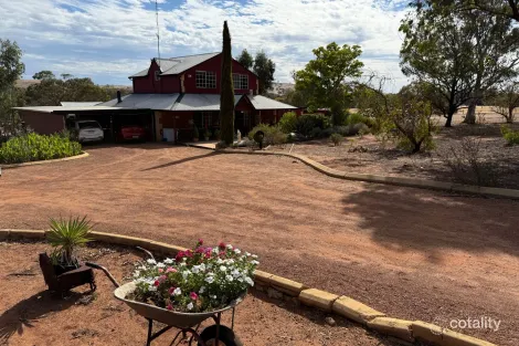 1827 Top Beverley-York Rd, Mount Hardey, WA 6302