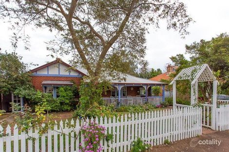 11 Oakover St, East Fremantle, WA 6158