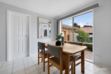 Property photo of 2 Julius Court Berwick VIC 3806