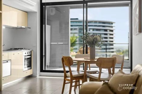 Property photo of 106/632 Doncaster Road Doncaster VIC 3108