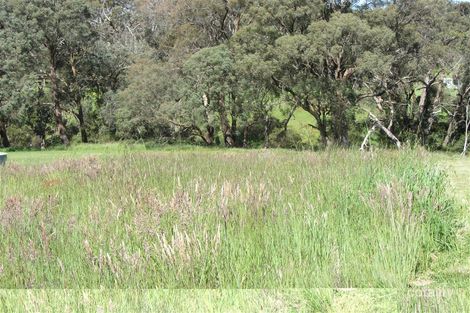 Property photo of 10 Magiltan Drive Strathbogie VIC 3666