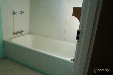 Property photo of 14 McKay Street Warra QLD 4411