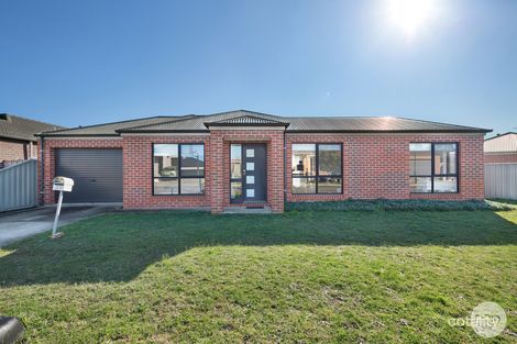 Property photo of 33 Ashwood Gardens Mitchell Park VIC 3355