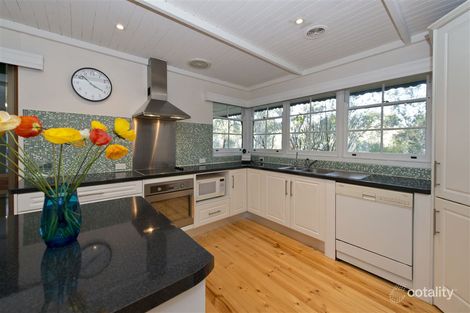Property photo of 16 Acacia Road Hawthorndene SA 5051