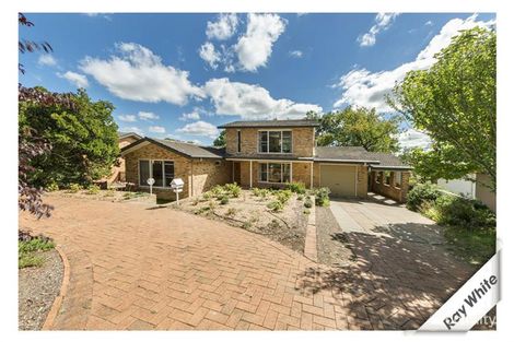 5 Cumberlege Cres, Pearce, ACT 2607