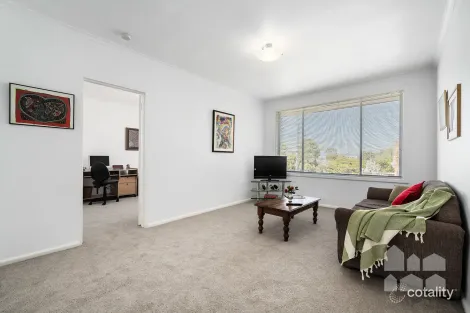 Property photo of 12/21 Bellairs Avenue Seddon VIC 3011