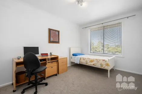 Property photo of 12/21 Bellairs Avenue Seddon VIC 3011