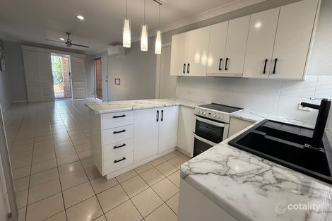 1/117 Prince Edward Pde, Scarborough, QLD 4020