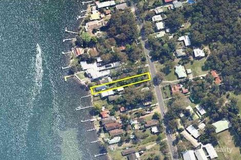 Property photo of 215 Coal Point Road Coal Point NSW 2283