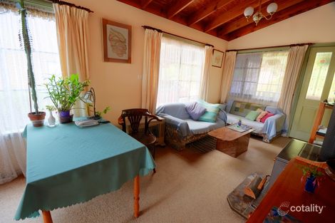 Property photo of 8 St Elmo Avenue Blackheath NSW 2785