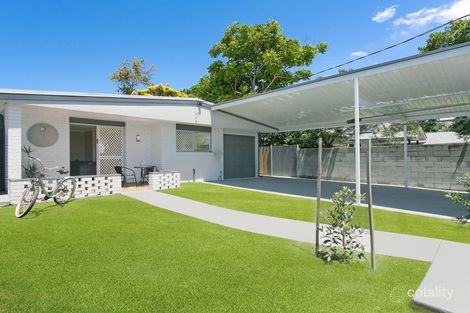 102 Palm Beach Ave, Palm Beach, QLD 4221