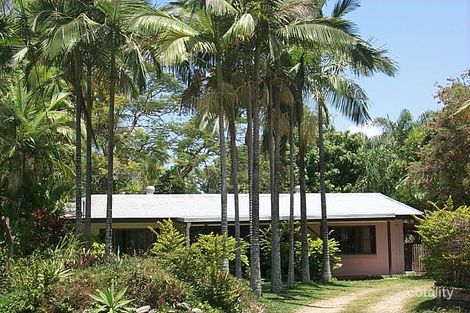 12 Satellite St, Clifton Beach, QLD 4879