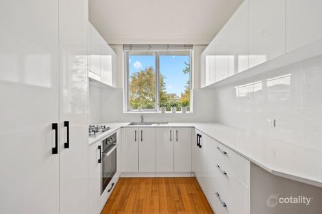 Property photo of 10/13 Elm Grove McKinnon VIC 3204