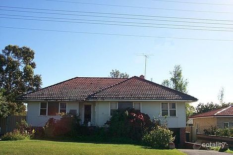 4 Churchill Ave, Dudley Park, WA 6210