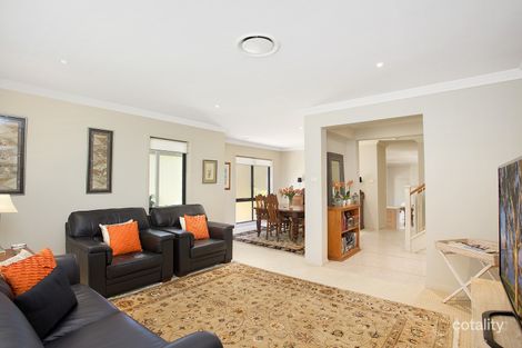 Property photo of 8 Shearwater Drive Warriewood NSW 2102