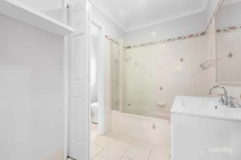 Property photo of 5 Day Avenue Hobartville NSW 2753