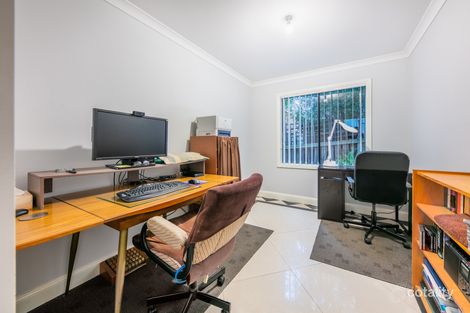 Property photo of 27 Crestmont Terrace Craigieburn VIC 3064