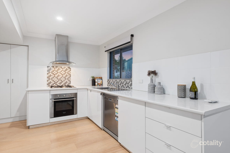 Property photo of 1 Desmond Road Hackham SA 5163