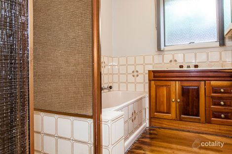 Property photo of 25 Glen Dhu Road Kilsyth VIC 3137