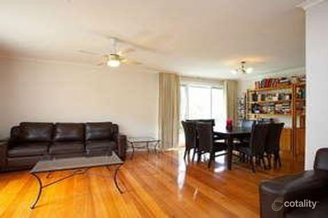 Property photo of 32 Sharrock Drive Dingley Village VIC 3172