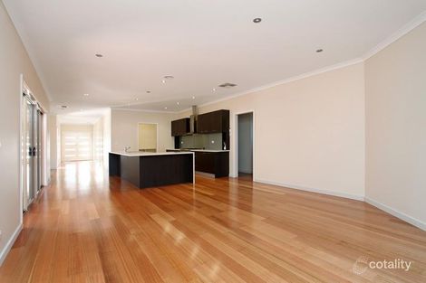Property photo of 5 Tenterfield Place Tarneit VIC 3029