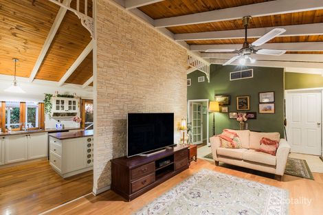 Property photo of 27 Harrison Road Mount Richon WA 6112