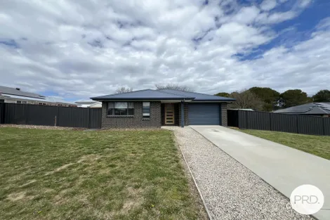 7 Chinnery Cl, Bungendore, NSW 2621