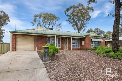 1 Churinga Ct, Golden Square, VIC 3555
