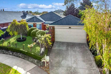 16 Skylark Ct, Lara, VIC 3212