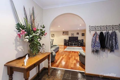 Property photo of 10 Allman Avenue Woodcroft SA 5162