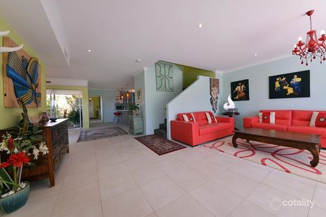 Property photo of 12 Labianca Vista Carramar WA 6031