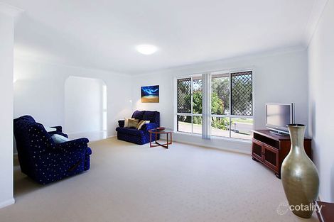 Property photo of 45 Open Drive Arundel QLD 4214