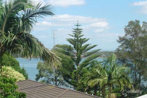 2 BERNCLA AVE, NORDS WHARF, NSW 2281