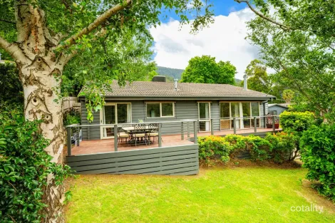 5 Webb St, Warburton, VIC 3799