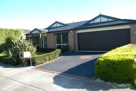 15 Monahans Rd, Cranbourne West, VIC 3977