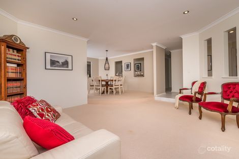 Property photo of 7 Baffin Lane Iluka WA 6028