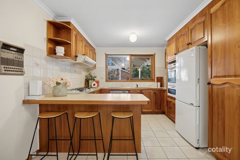 Property photo of 8 Teralba Close Dingley Village VIC 3172