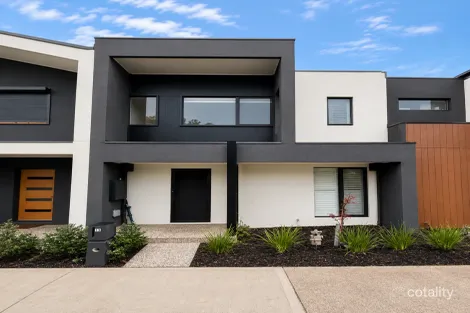 13 Overton Rd, Williams Landing, VIC 3027