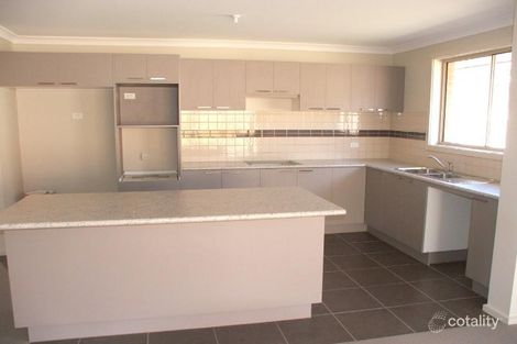 Property photo of 2 Beringarra Street South Morang VIC 3752