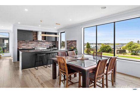 Property photo of 195 Merrijig Drive Torquay VIC 3228