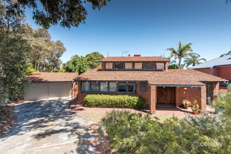 Property photo of 13 Barker Place Karrinyup WA 6018