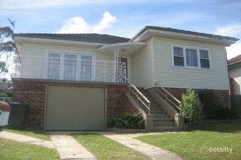 340 Northcliffe Dr, Lake Heights, NSW 2502