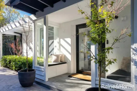Property photo of 9 Green Avenue Mount Macedon VIC 3441
