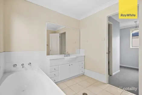 Property photo of 21 Thomas Francis Way Rouse Hill NSW 2155