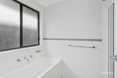 Property photo of 53 St Lawrence Avenue Andrews Farm SA 5114